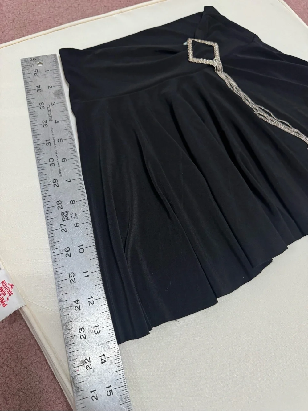 Med black short mini skirt y2k emo gothic rhinestone skater punk gothic outfit